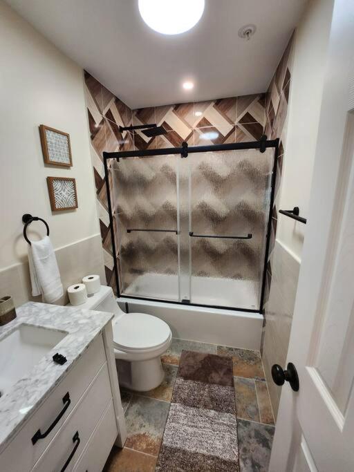 Classy & Comfortable Condo! *